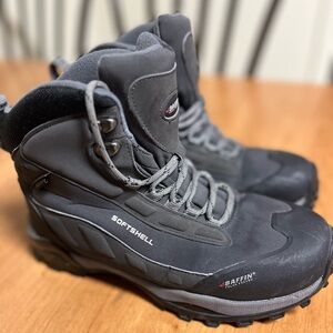 Baffin Women’s Black Softshell Boots